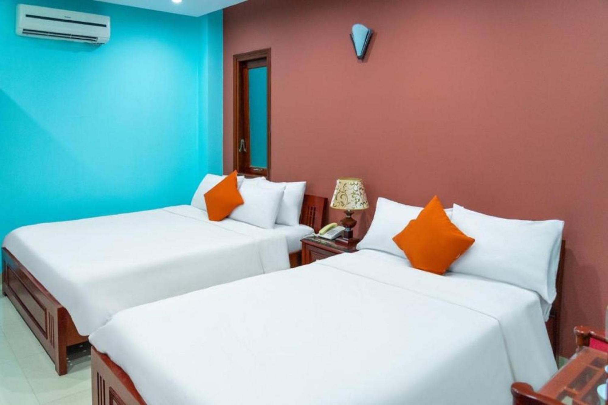 Central Beach Hotel Da Nang Exterior photo